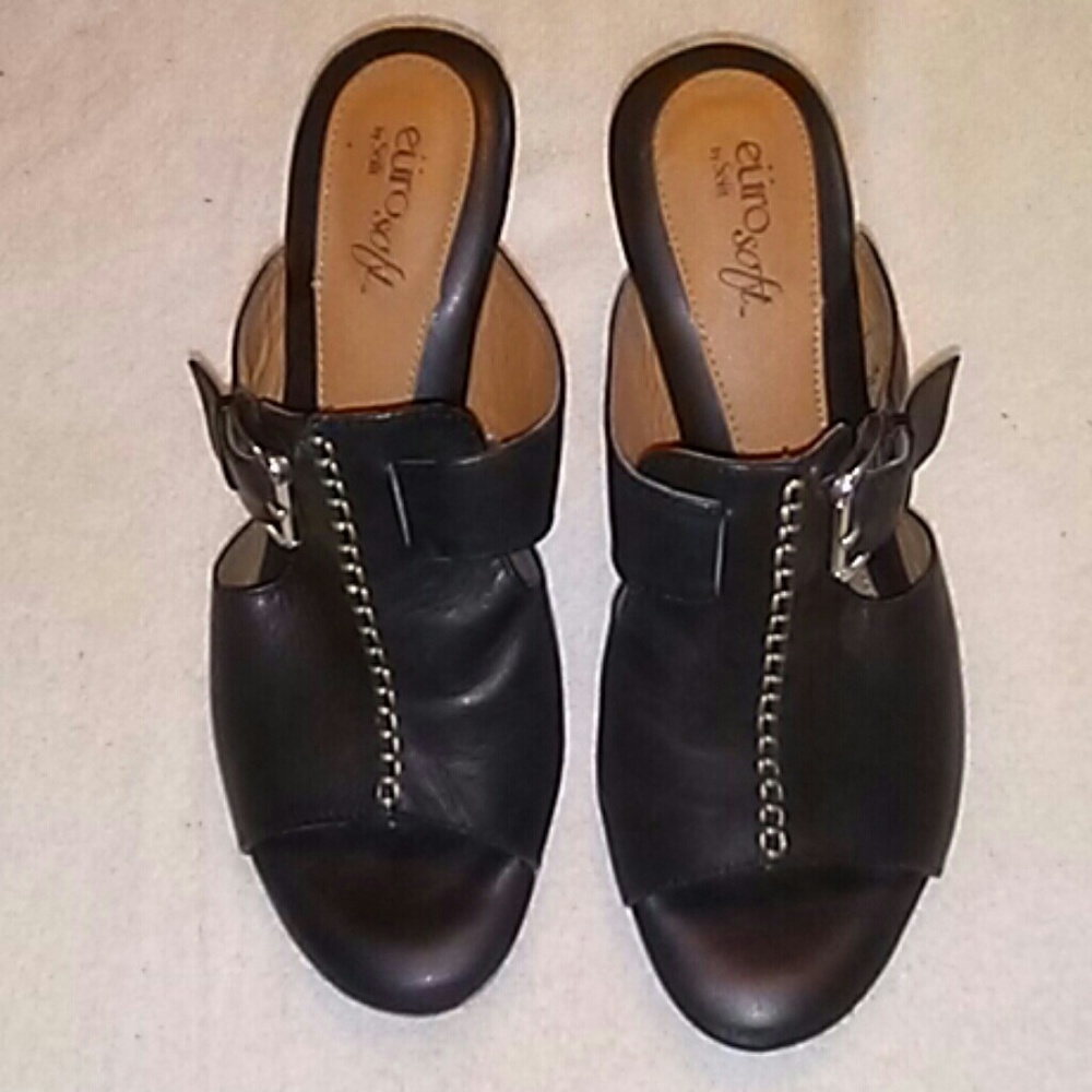SIZE 7 EURO SOFT BY SOFFT HEELS